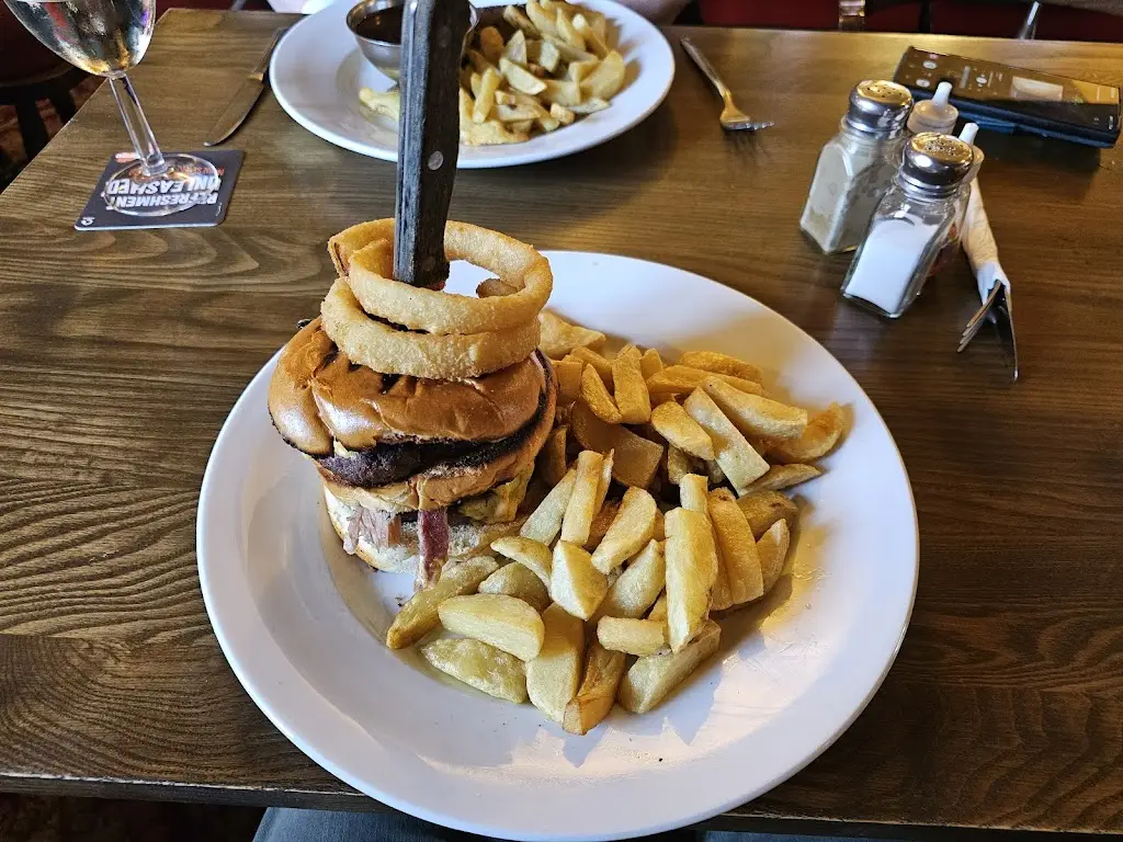 Y Glyntwrog Inn_Llanrug_slider_image_2