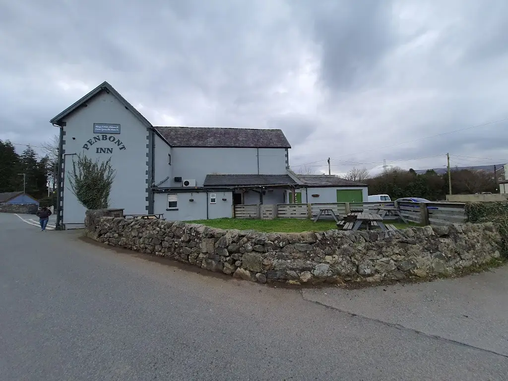 Pradhyumna Bhat_Penbont inn_Llanrug_review