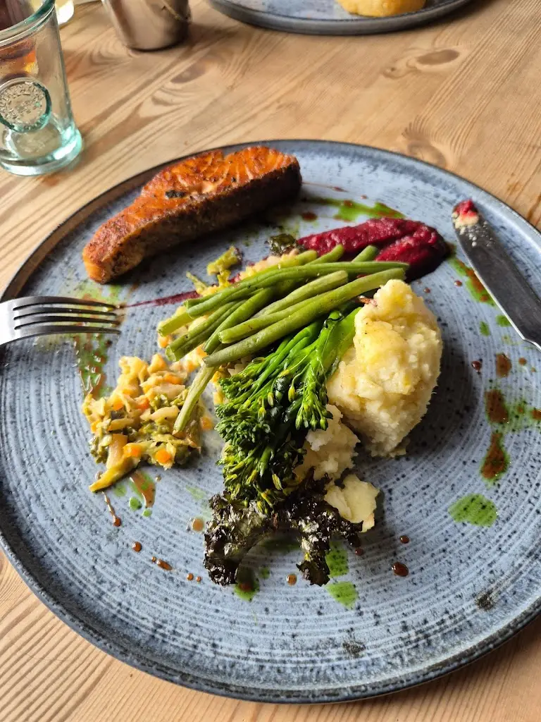 Liddy Ellis_The Mill Bistro Y Felin_Llanrug_review