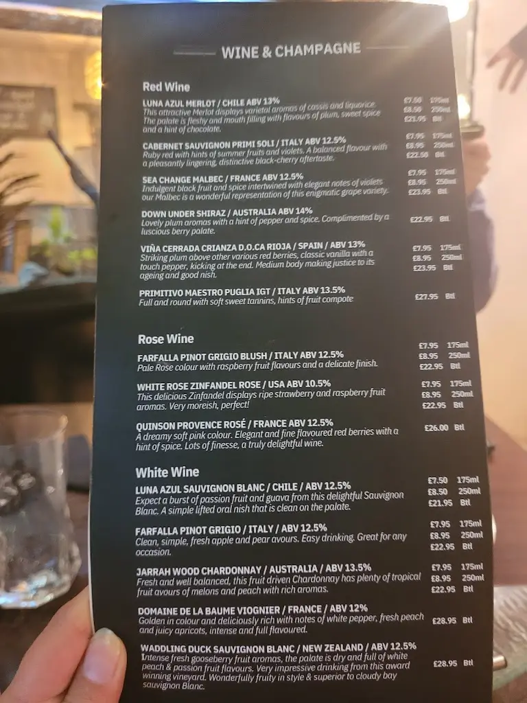 Menu_La Luna_Llanharan_image_4