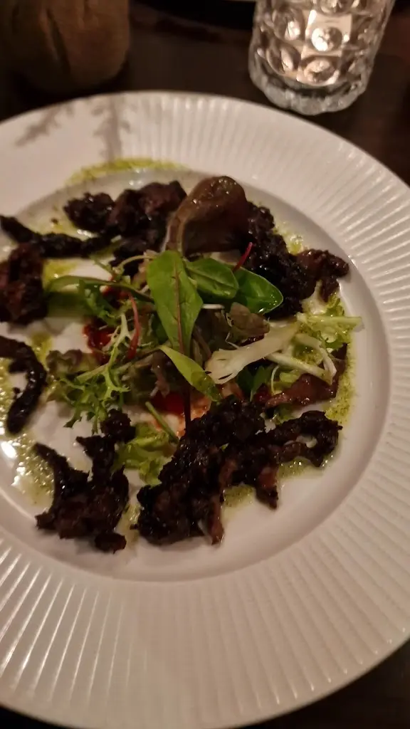 La Luna_Llanharan_slider_image_2