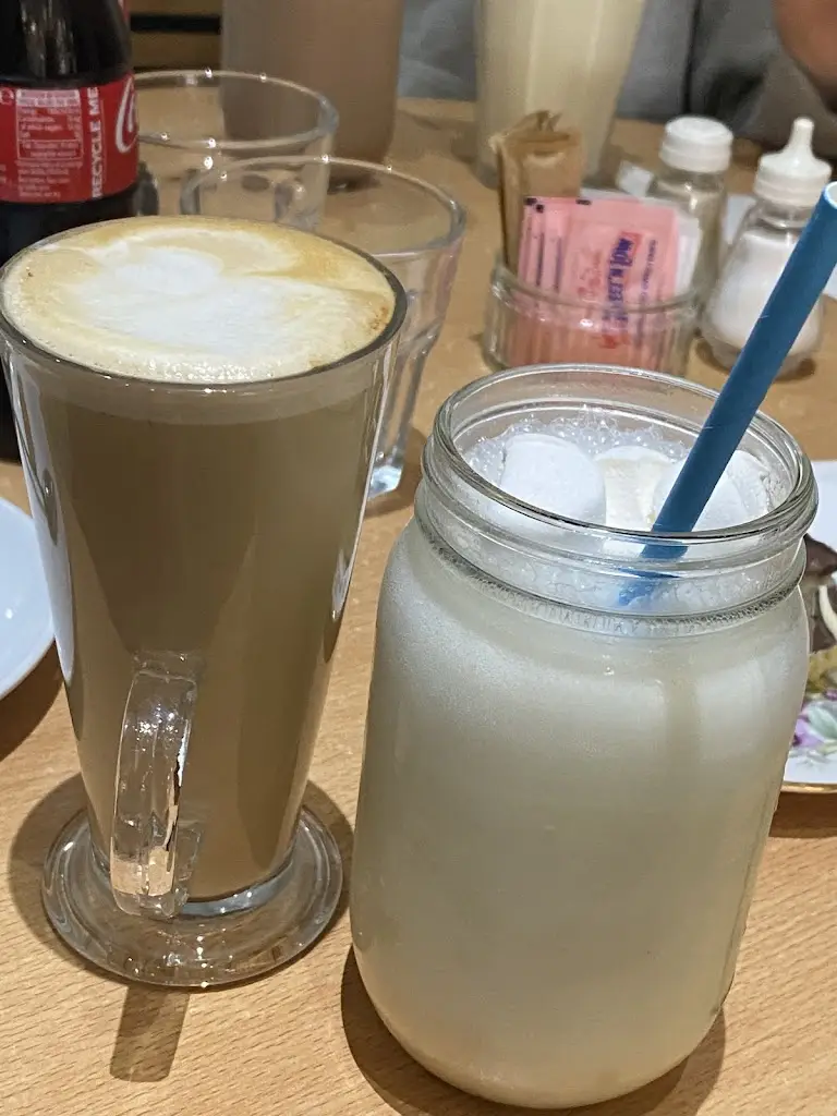 Tamsin Jones_Blend Coffee Lounge_Birchington-on-Sea_recensione