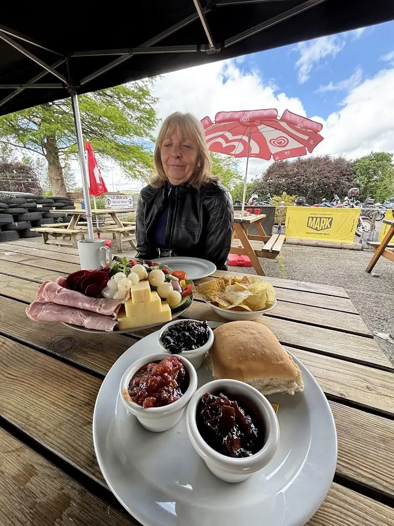 John Lewis_Owls Nest Tea Room Diner_Llandovery_review