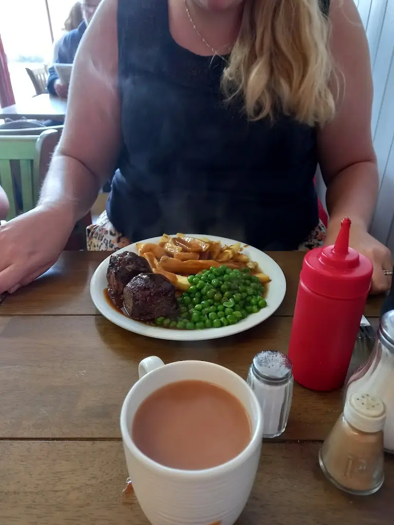 Menu_Tudors Cafe_Llandovery_image_6