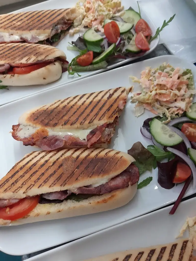 Menu_Cafe B_Birchington-on-Sea_imagen_5