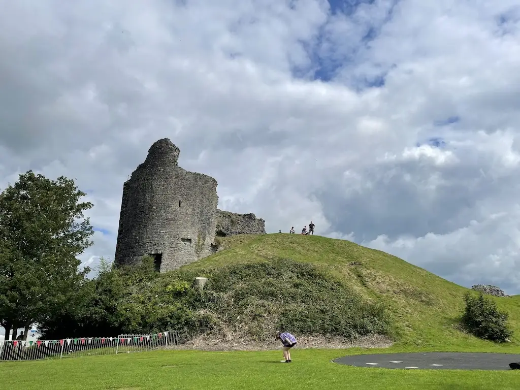Llandovery Castle restaurant in Llandovery