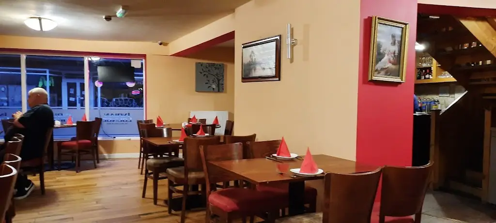 Indian Lounge Resturant & Takeaway_Llandovery_slider_image_3