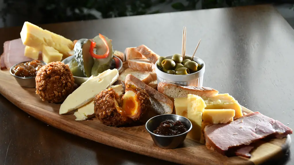 Rose and Crown Hotel_Llansteffan_slider_image_2