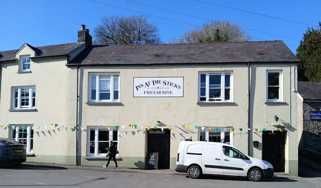 Inn At The Sticks_Llansteffan_slider_image_3