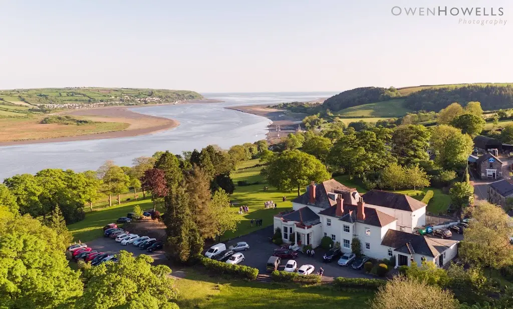 Mansion House Llansteffan_Llansteffan_slider_image_1