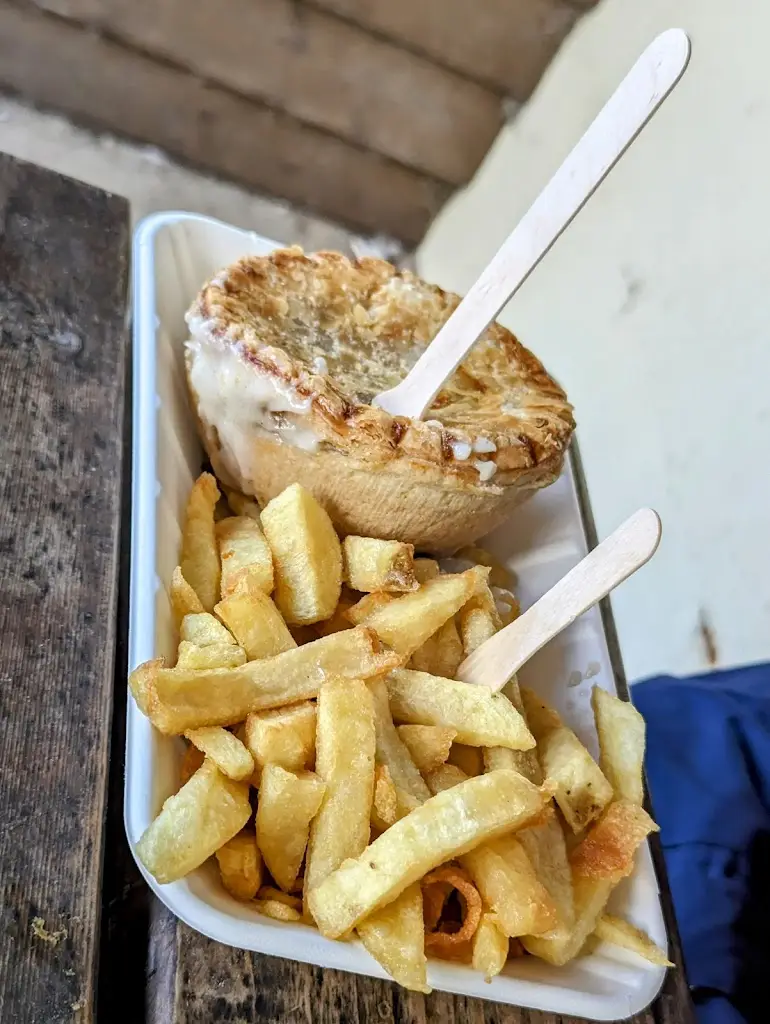 Menu_Florries fish and chips_Llansteffan_image_6