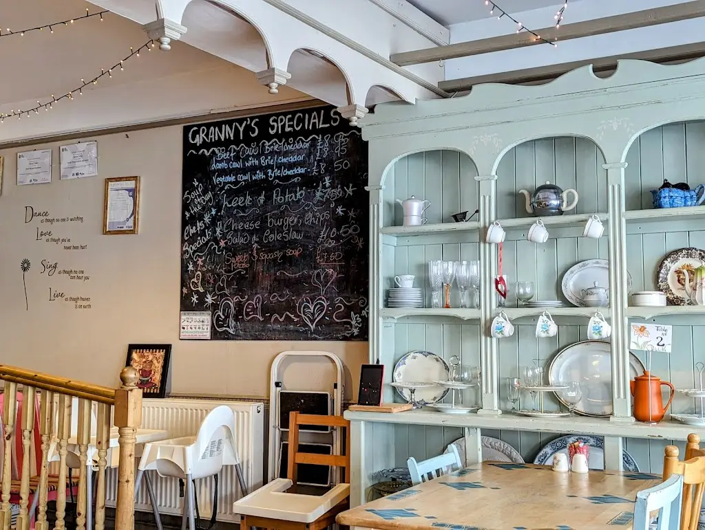 Menu_Grannys Kitchen_Lampeter_image_4