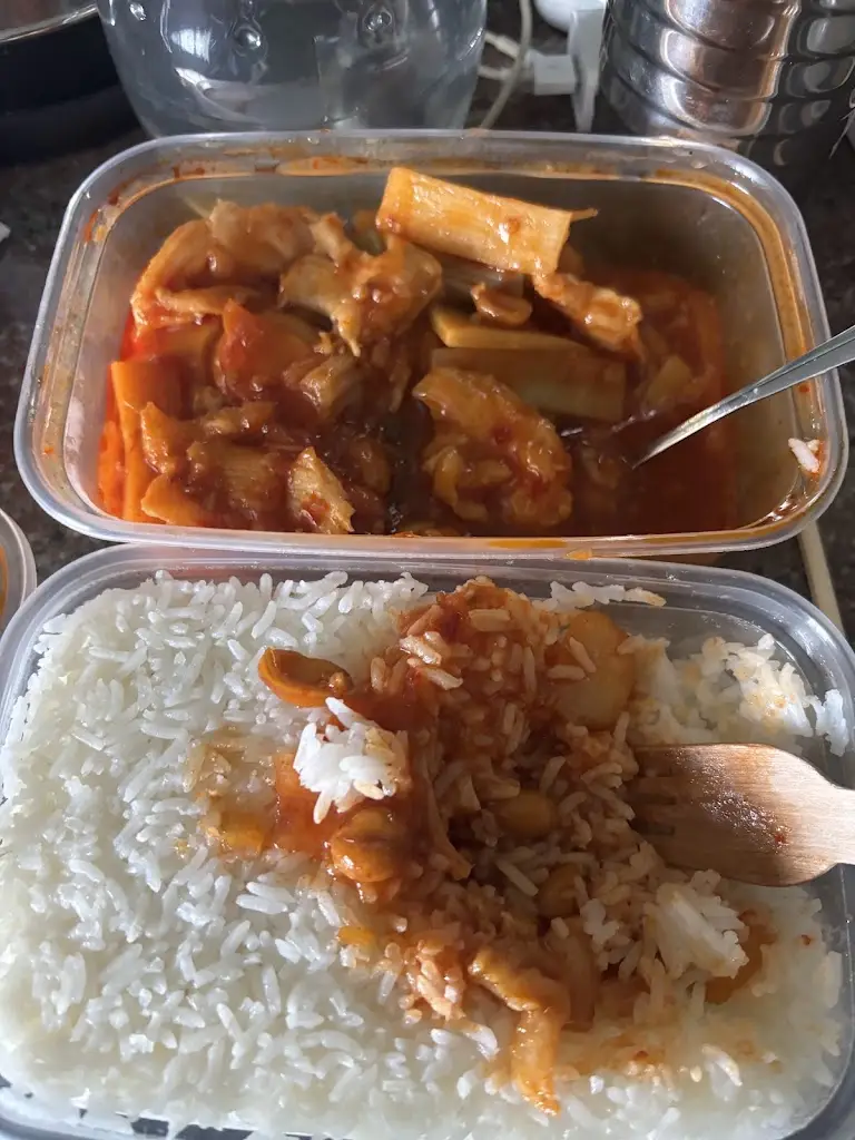 Lionel Tran_Ling Di Long_Lampeter_review