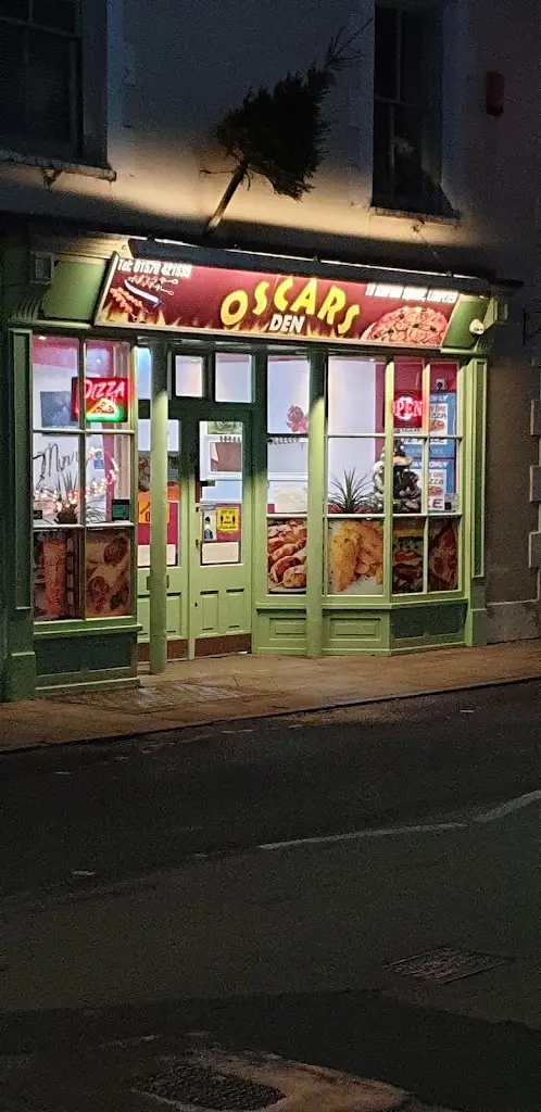 Oscar’s Den_Lampeter_slider_image_1