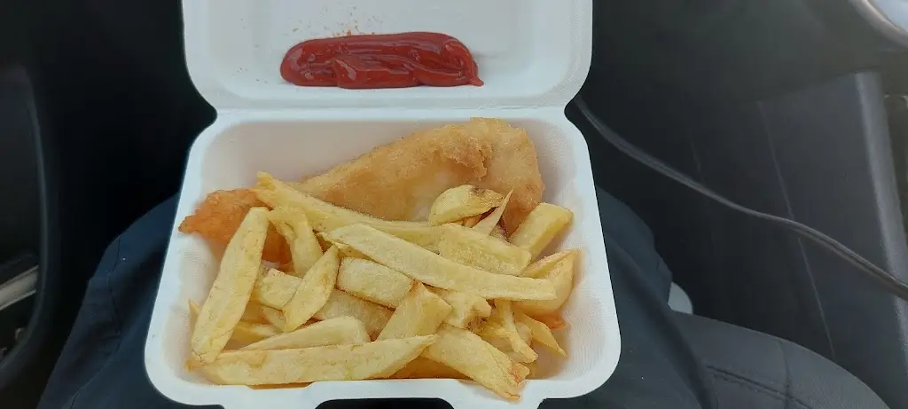 Menu_Lloyd's Fish and Chips_Lampeter_image_6