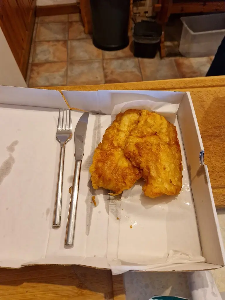 Menu_Lloyd's Fish and Chips_Lampeter_image_7