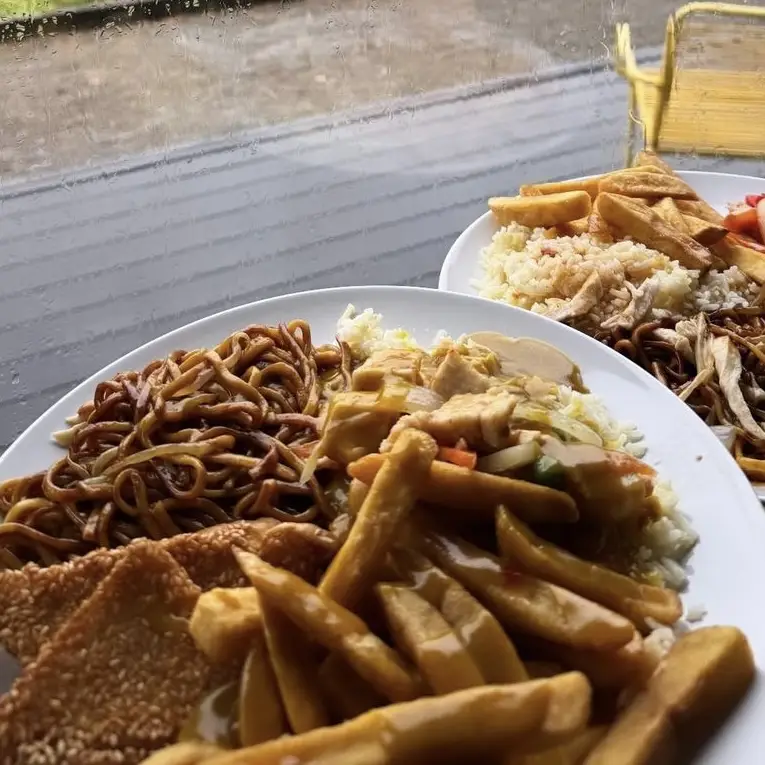 Y B_Canton Kitchen_Lampeter_review