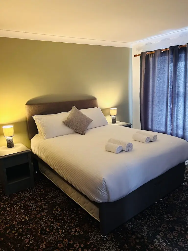 Grannell Hotel_Lampeter_slider_image_3