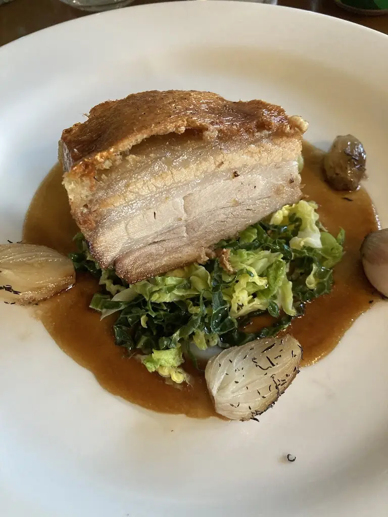 Jennie Junghans_The Belle_Lampeter_review