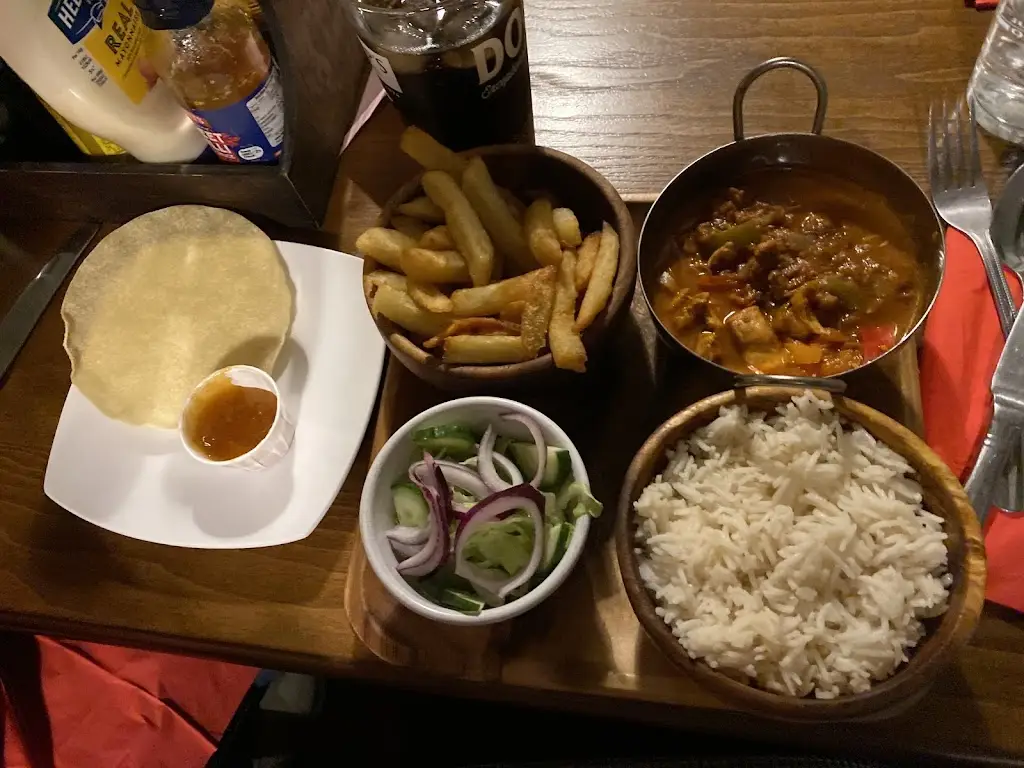 The Royal Oak Tea Rooms_Lampeter_slider_image_3