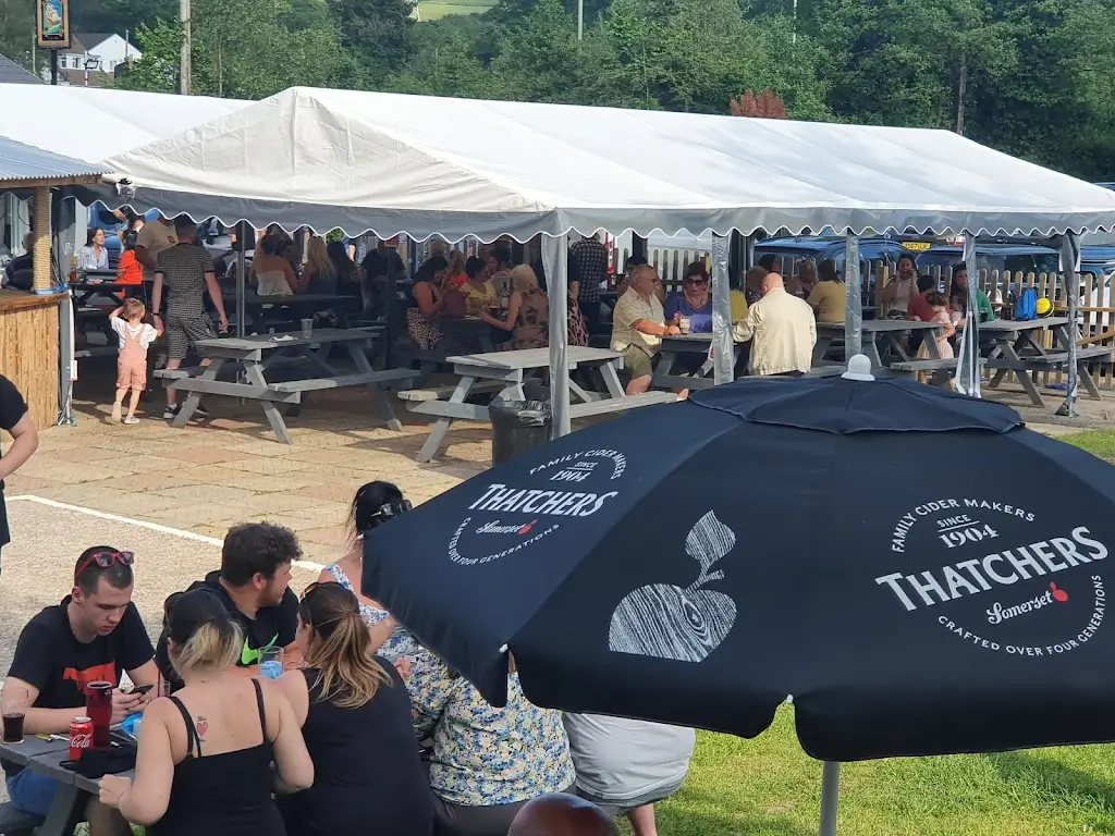 The Ship Inn_Llantwit Fardre_slider_image_3