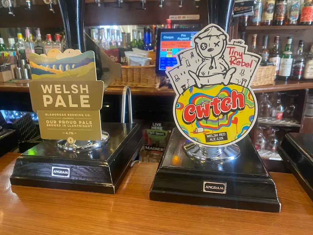 Bush Inn, Llantwit Fardre_Llantwit Fardre_slider_image_2