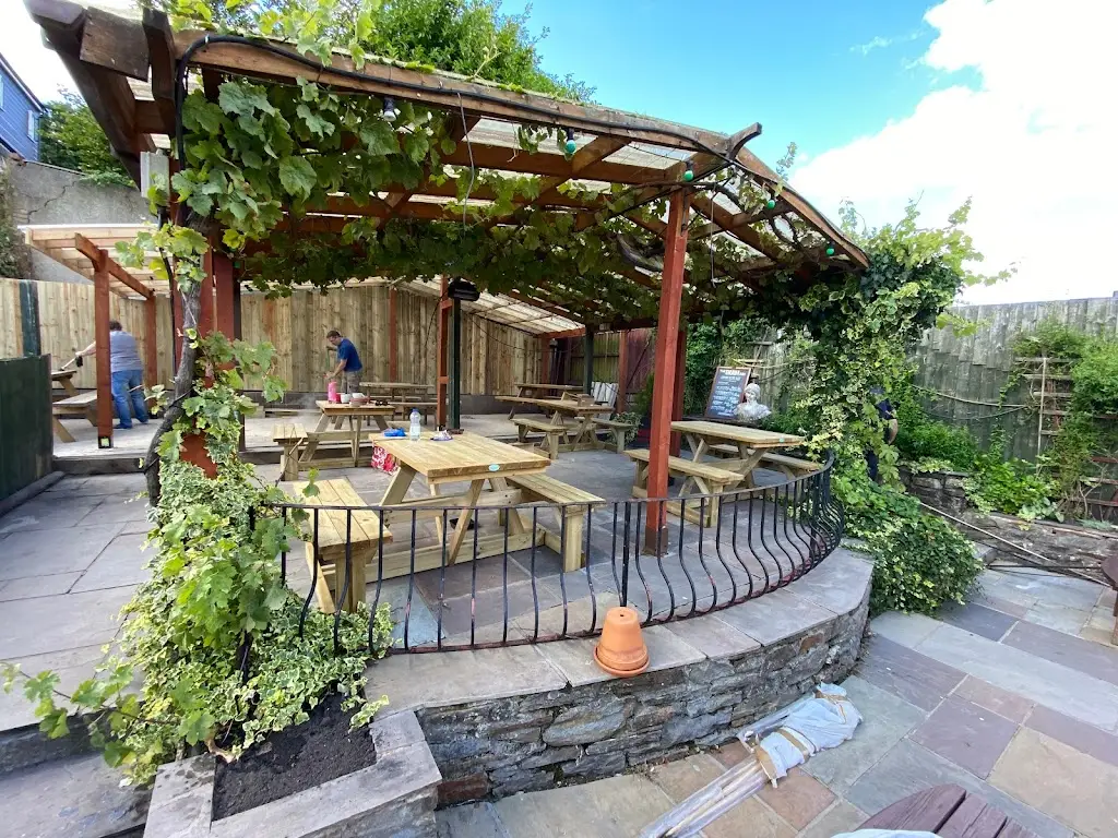 Bush Inn, Llantwit Fardre_Llantwit Fardre_slider_image_3