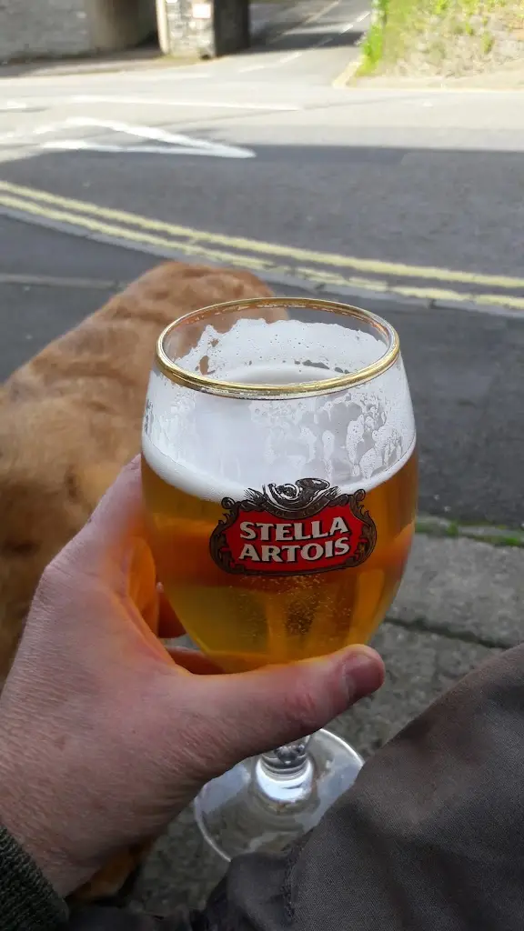 Menu_Cross Inn_Llantrisant_image_1