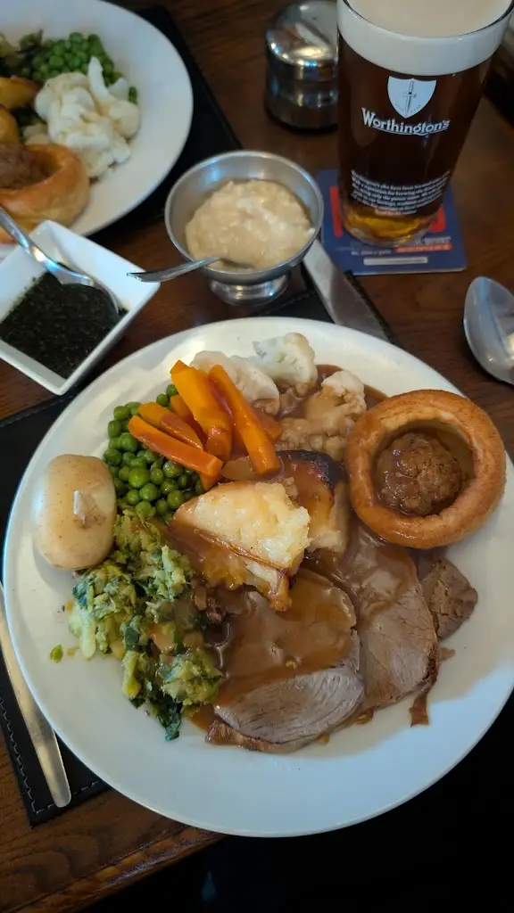 Menu_Cross Inn_Llantrisant_image_3