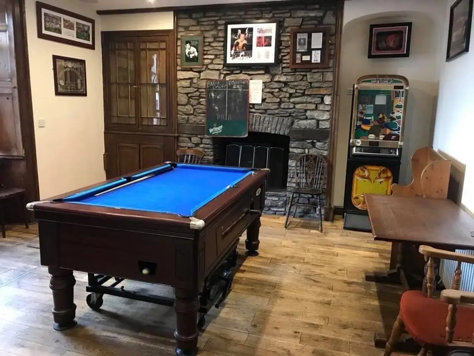 New Inn_Llantrisant_slider_image_3