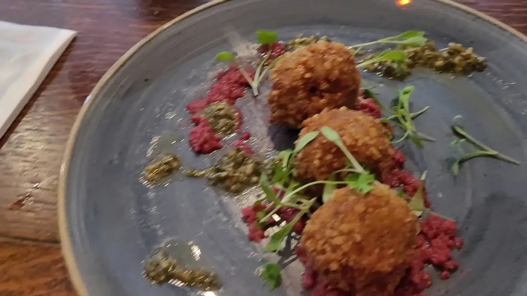 The Castell Mynach_Llantrisant_slider_image_2