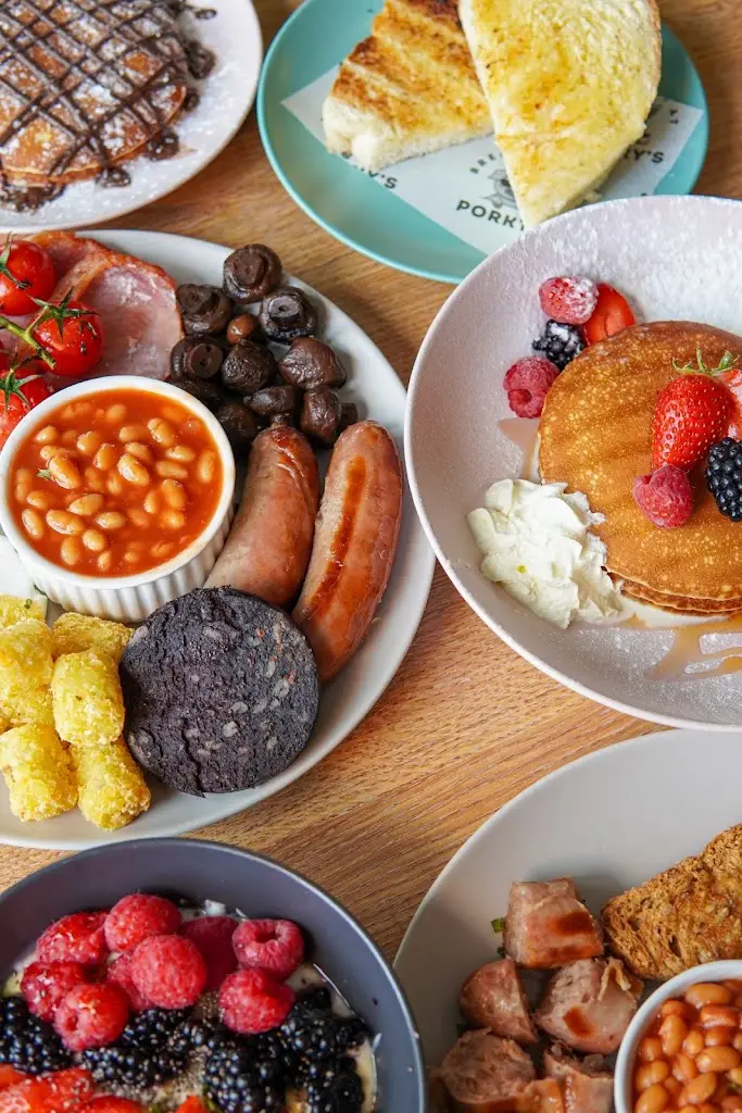 Porkys Brunch Club_Llantrisant_slider_image_1