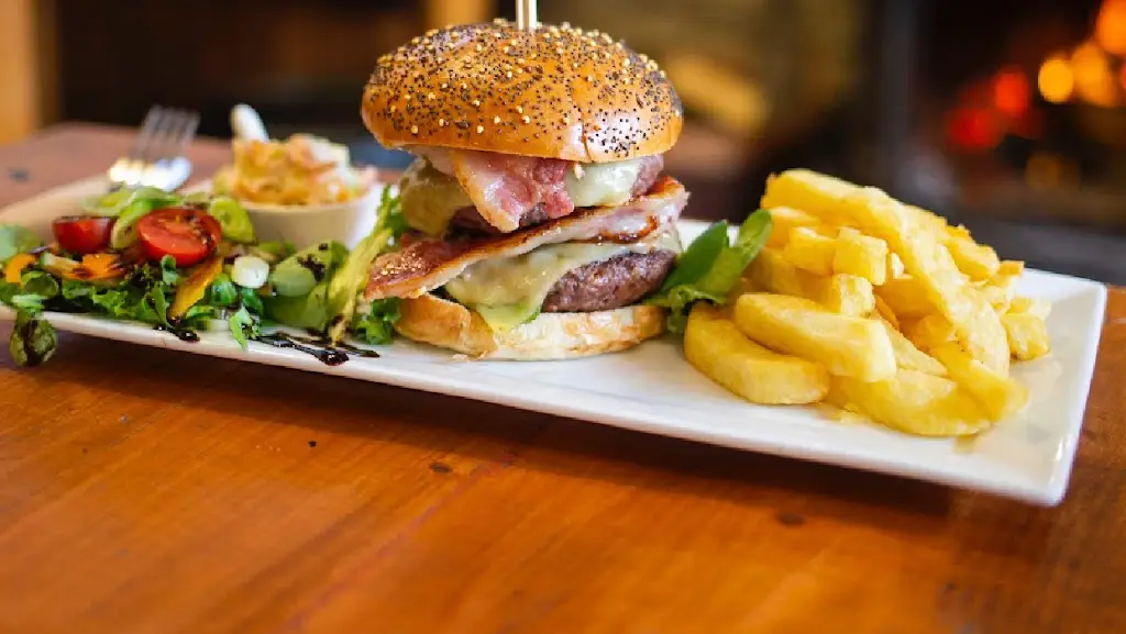 The Bunch of Grapes_Llandysul_slider_image_2