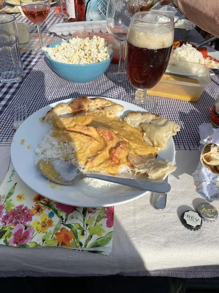 Taj Llandysul Ltd restaurant in Llandysul