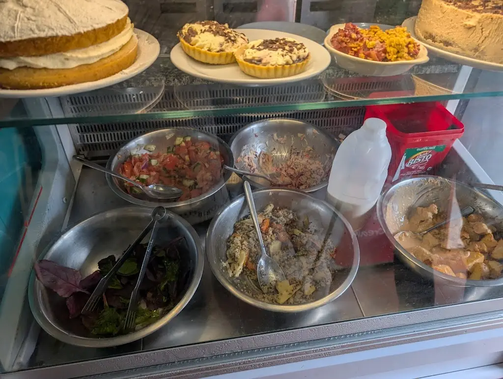 Rebecca Gardiner_Riverside Coffee Shop & Cafe_Llandysul_review