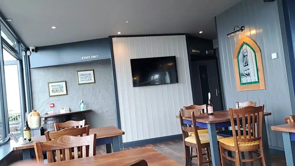 Y Bryn a'r Bragdy_Llandysul_slider_image_2