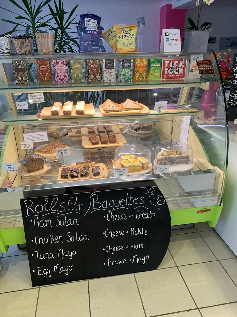 Caffi Patio restaurant in Llandysul