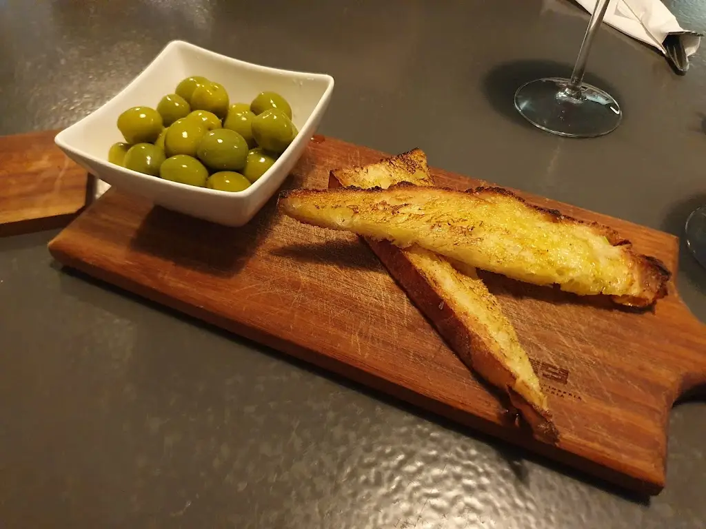 Menu_Plus39_Menai Bridge_image_6