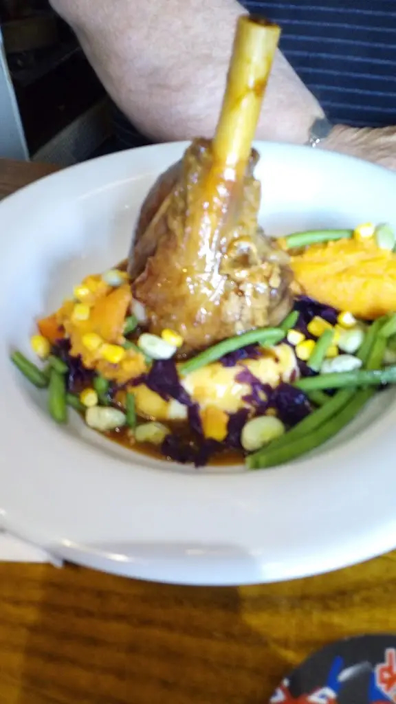 Menu_Four Crosses, Menai Bridge_Menai Bridge_image_8