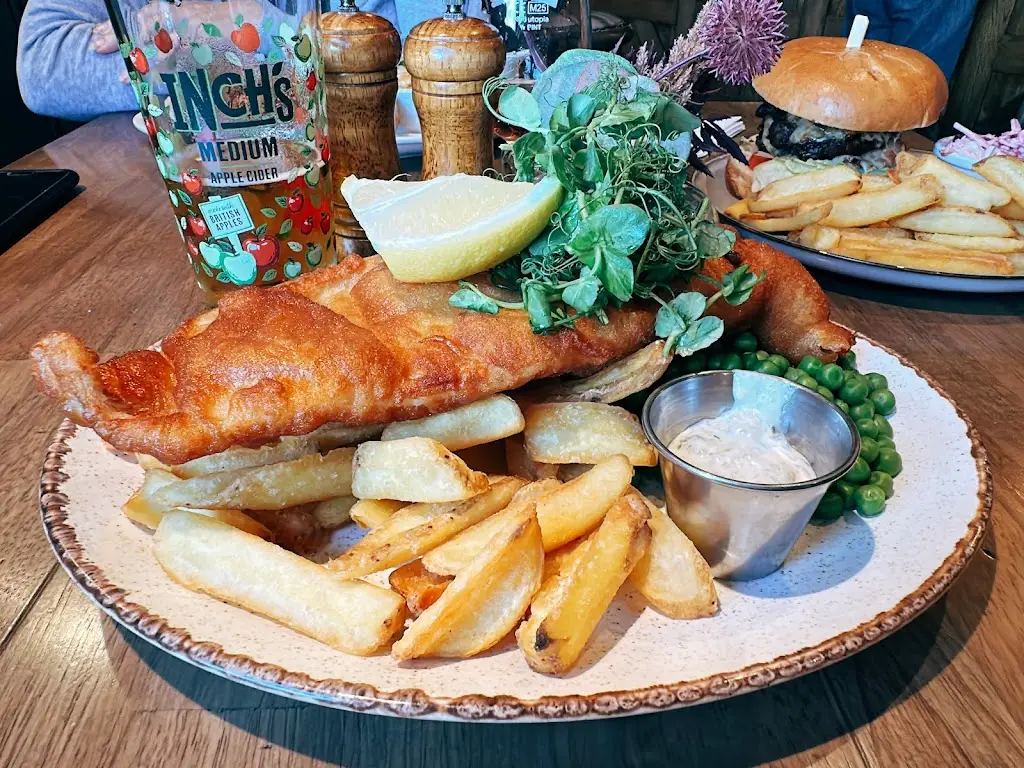 Liam Booth_Four Crosses, Menai Bridge_Menai Bridge_review