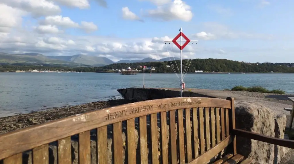 Rob Parker_The Gazelle Hotel_Menai Bridge_Bewertung