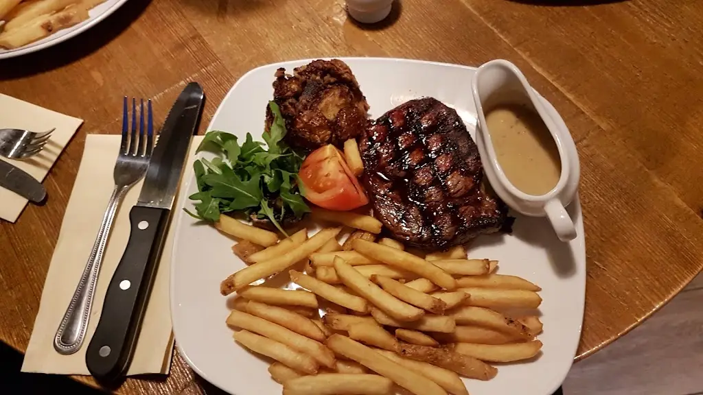 Menu_Pen Y Bont Farm_Mold_image_7