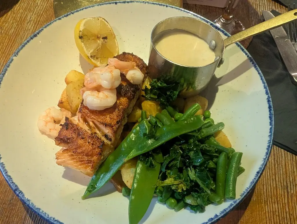 Joanne Covita_Pen Y Bont Farm_Mold_review