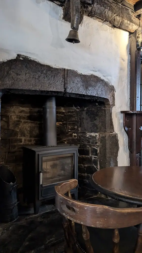 Daniel_The Old Swan Inn_Llantwit Major_review