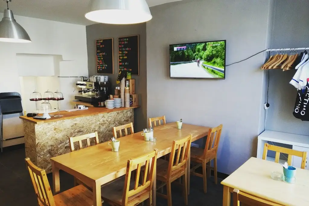 Café Velo restaurant in Llantwit Major