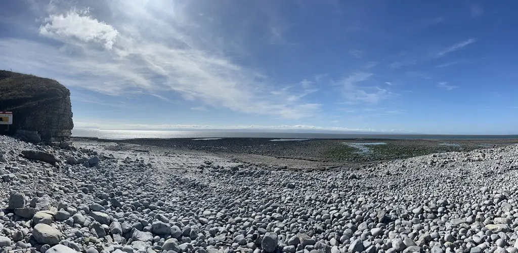 Janet R_Beach Cafe_Llantwit Major_review