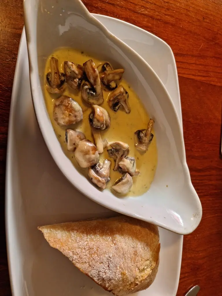 The Boverton Castle_Llantwit Major_slider_image_3