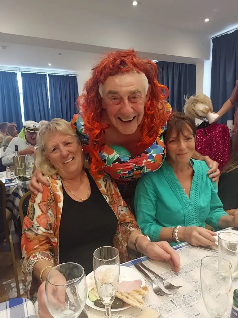 george rusiecki_Greek Taverna_Birchington-on-Sea_review