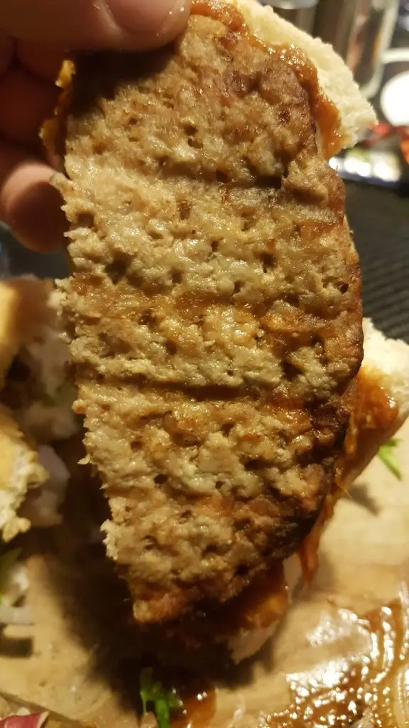 andrew pugh_Tudor Tavern_Llantwit Major_review