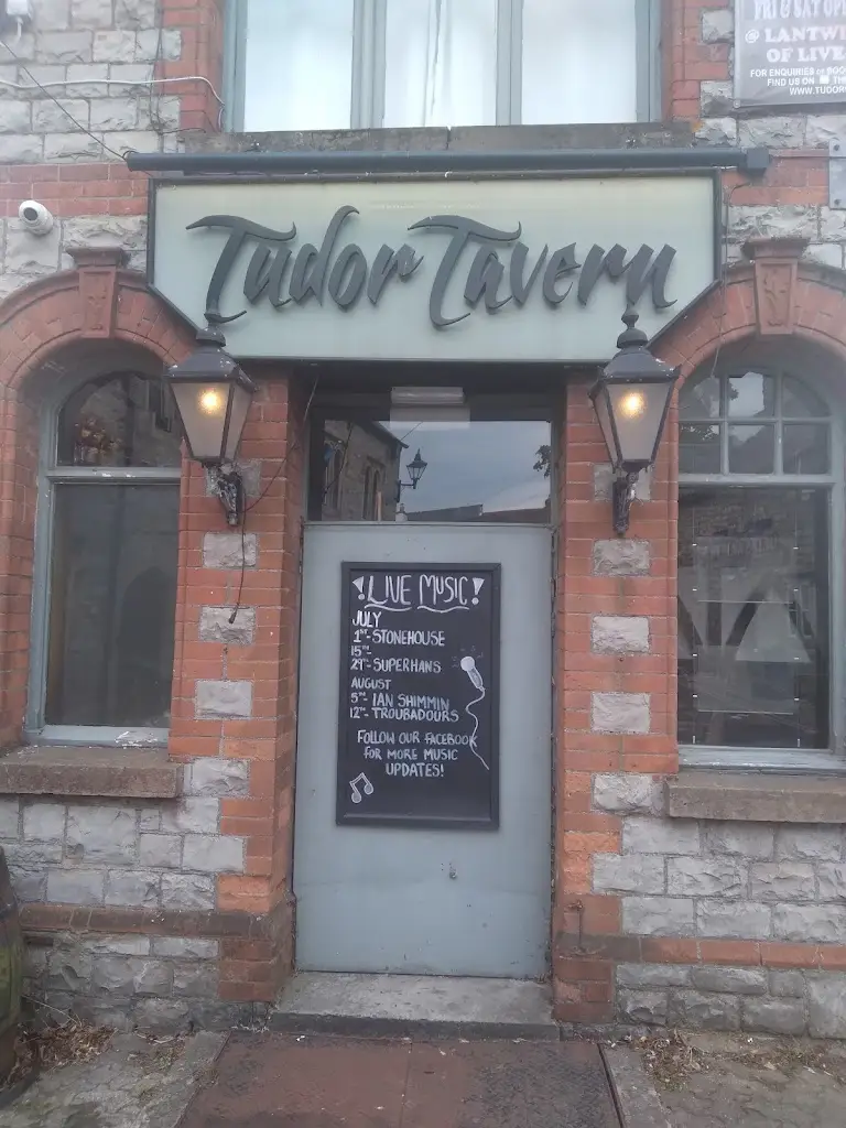 Tudor Tavern restaurant in Llantwit Major